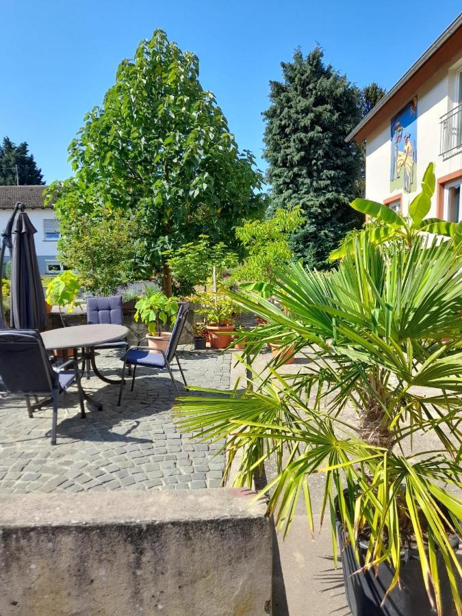Ferienwohnung "Zum Alten Kuhstall" Oberhausen  エクステリア 写真